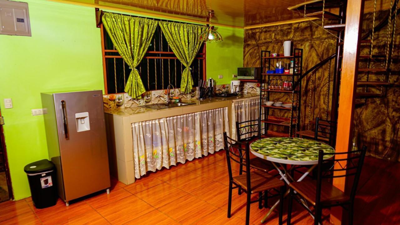 Cabinas Colibri La Fortuna 外观 照片