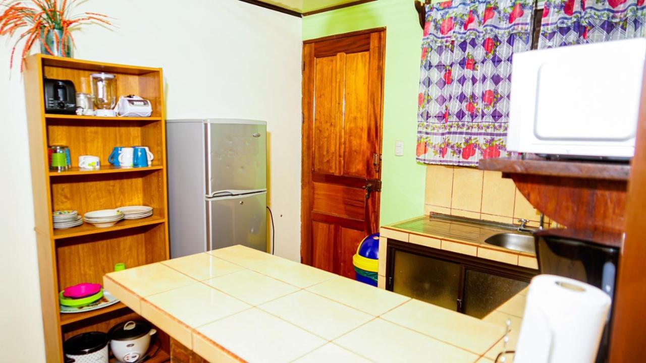 Cabinas Colibri La Fortuna 外观 照片