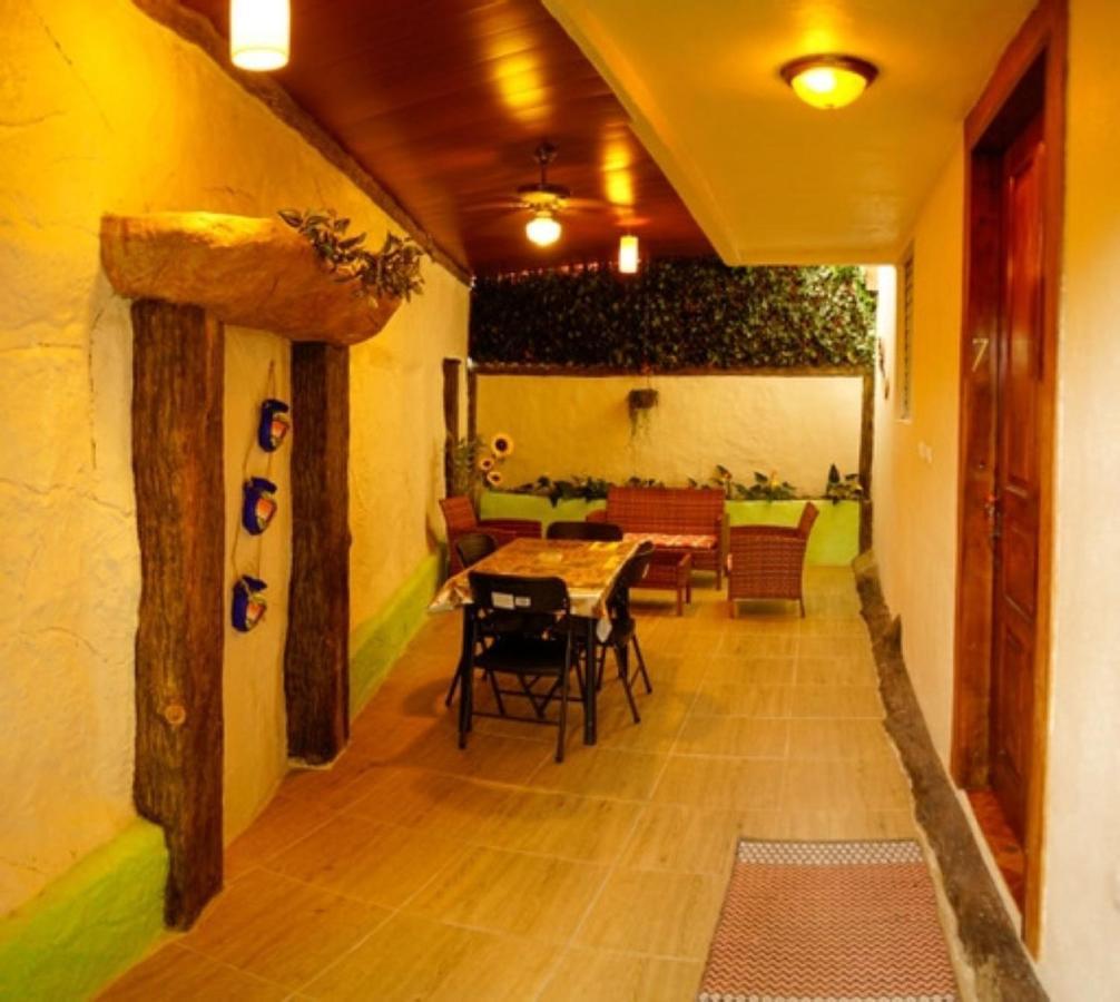 Cabinas Colibri La Fortuna 外观 照片