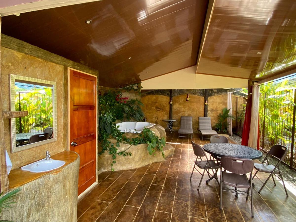 Cabinas Colibri La Fortuna 外观 照片